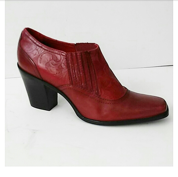 antonio melani ankle boots